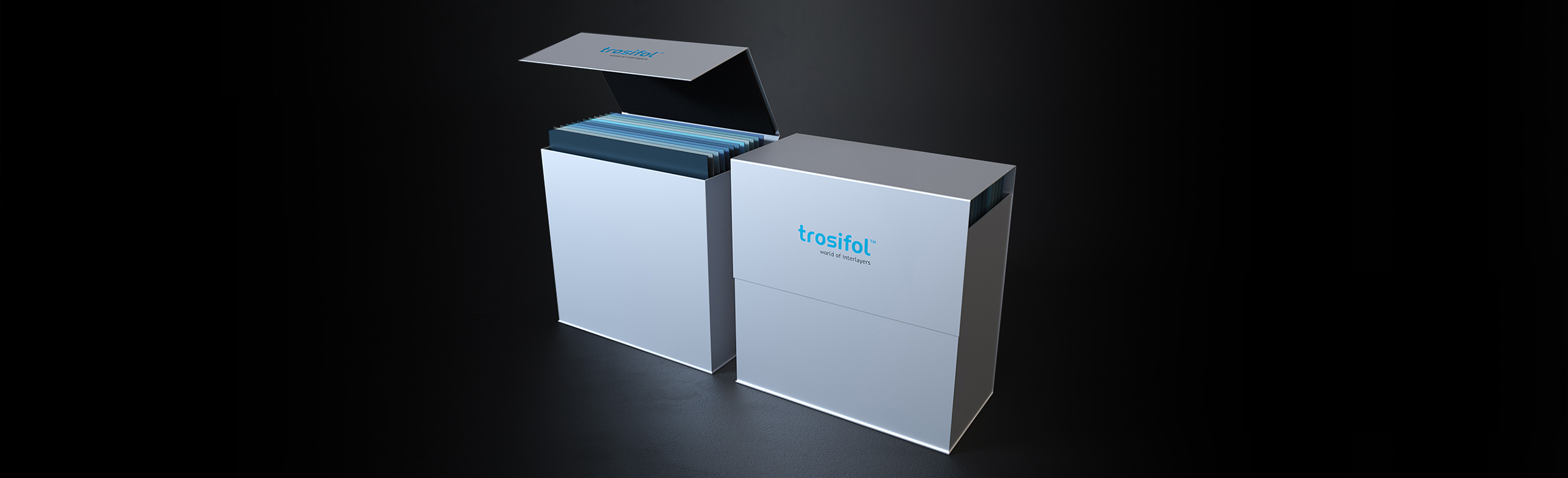 Custom luxury packaging