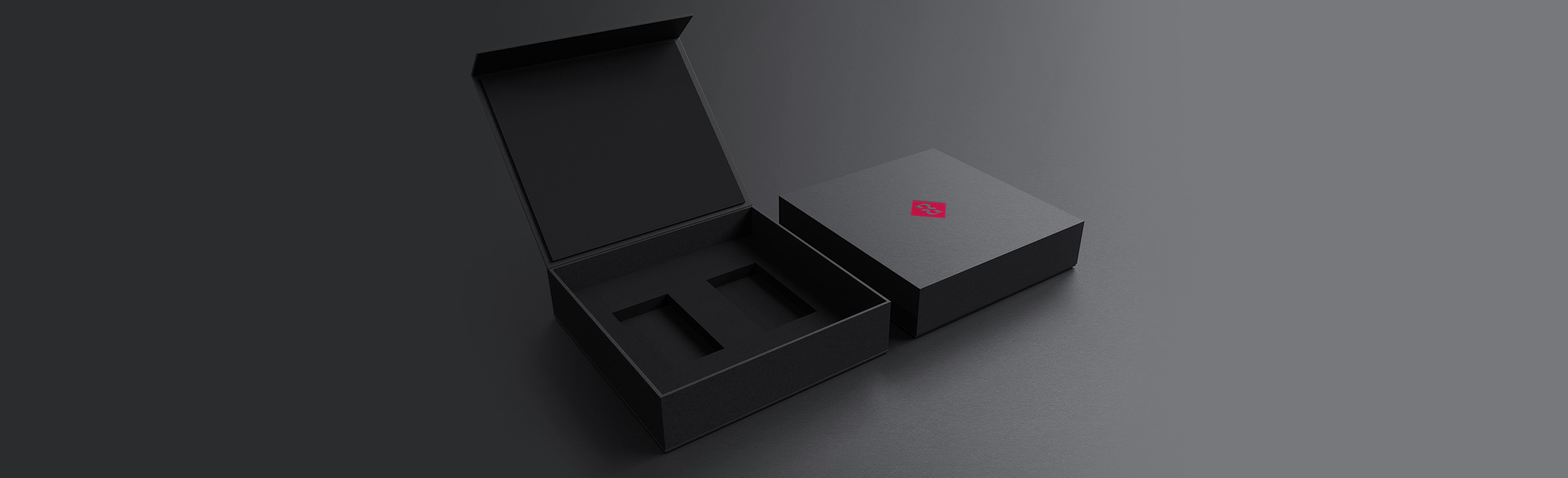 Custom luxury packaging