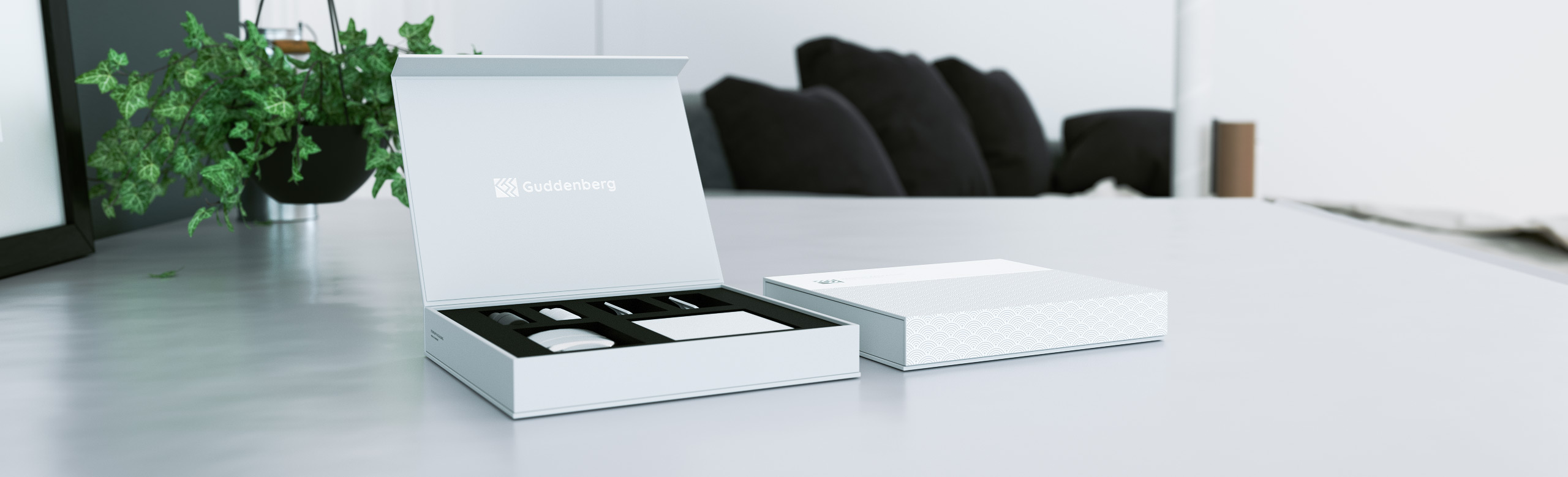 Custom luxury packaging