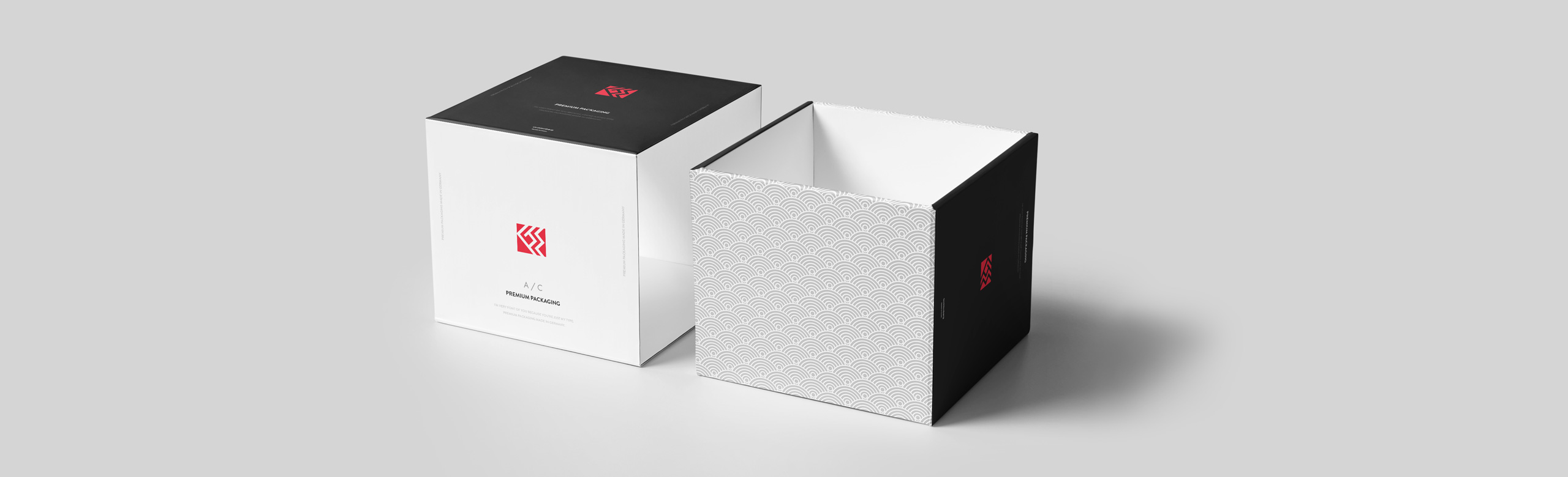 Custom luxury packaging