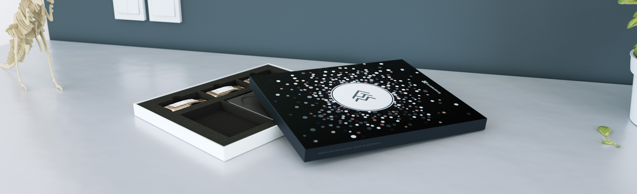 Custom luxury packaging